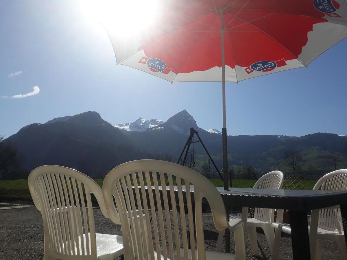 Apartamento Haus Melchaazopf Giswil Exterior foto